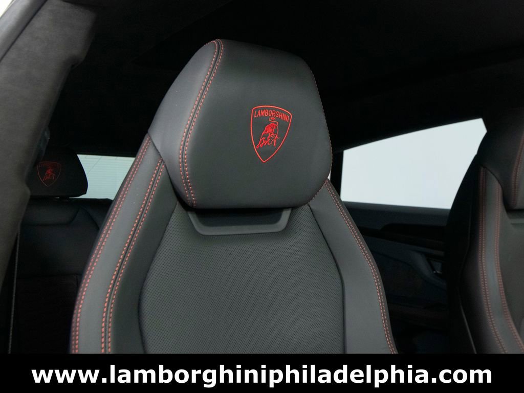 Used 2024 Lamborghini Urus S AWD/4WD image 40