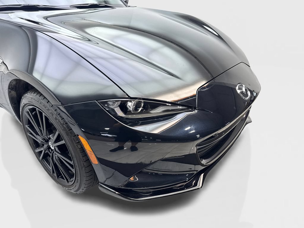 Used 2024 MAZDA MX-5 Miata Club RWD image 17
