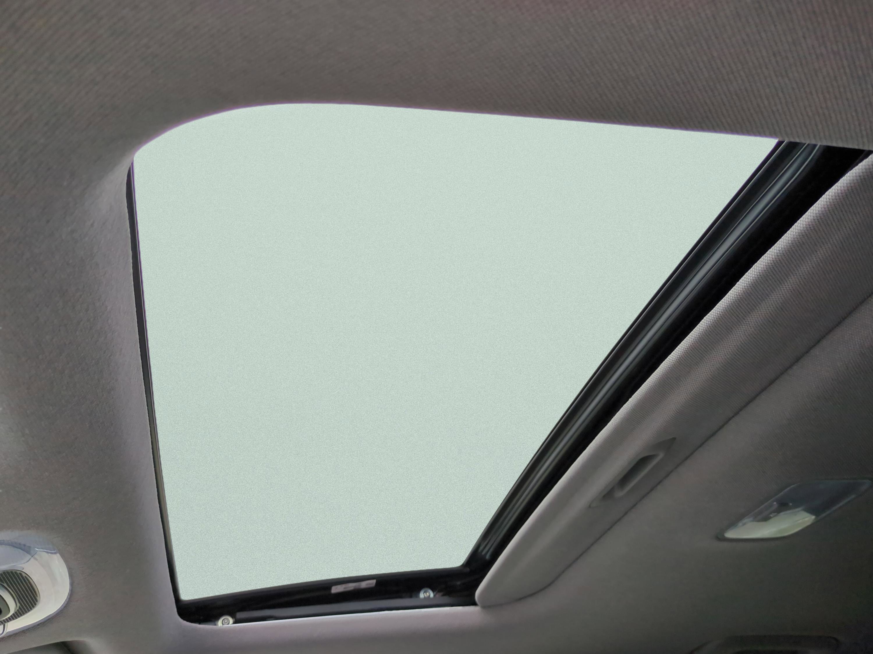 Certified 2025 Hyundai Elantra SEL FWD image 18
