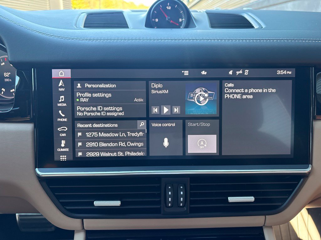 Certified 2020 Porsche Cayenne S AWD/4WD image 26
