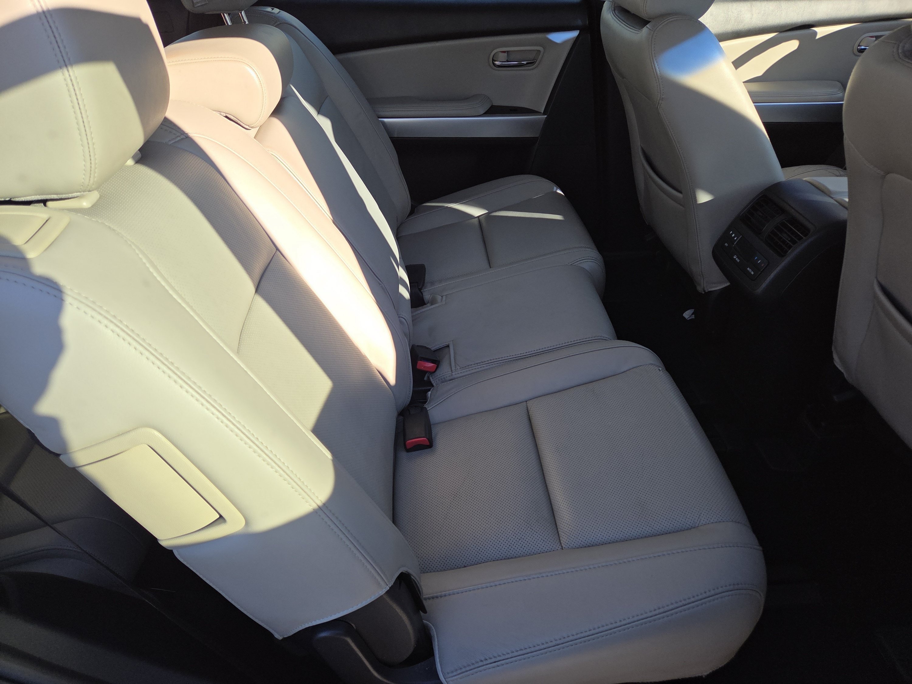 Used 2014 MAZDA CX-9 Grand Touring w/ GT Technology Package FWD image 28