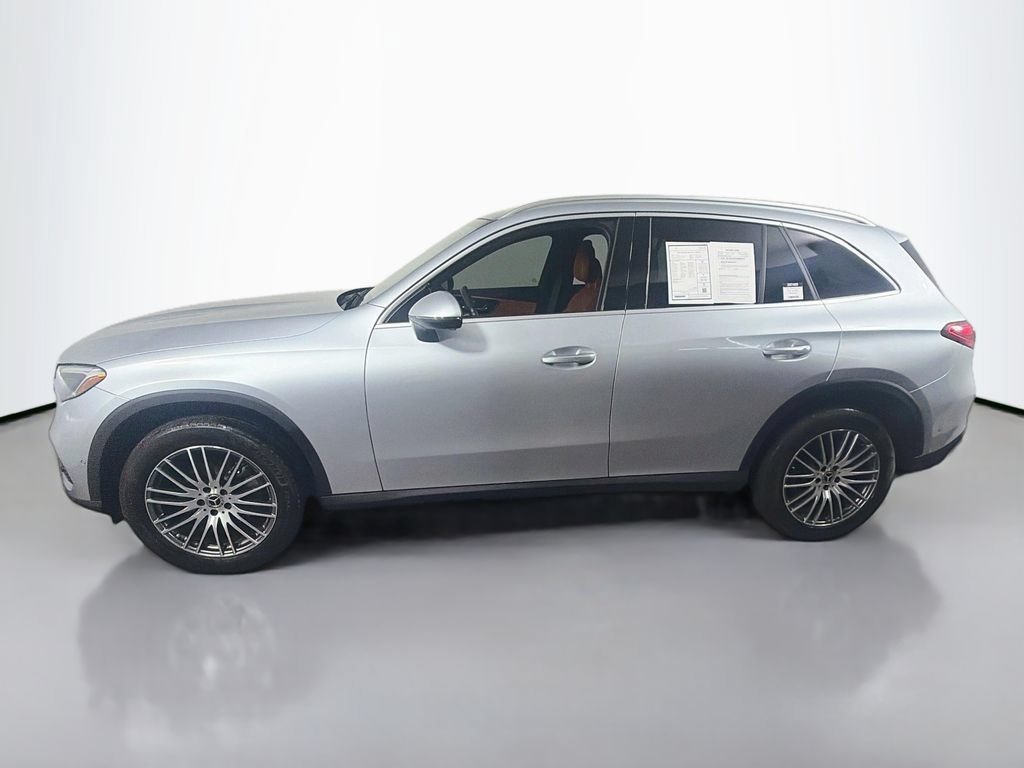 Used 2024 Mercedes-Benz GLC 300 image 8