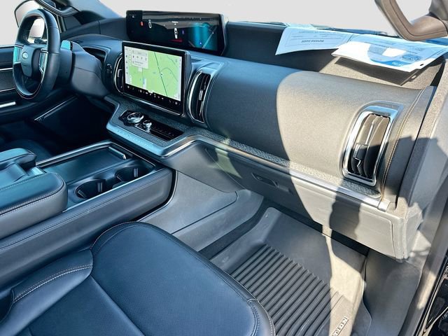 Used 2025 Ford Expedition Tremor AWD/4WD image 30