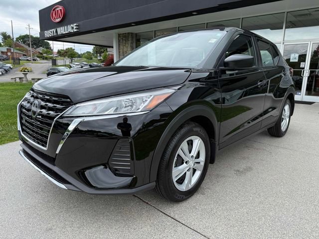 Used 2025 Nissan Kicks Play S FWD image 23