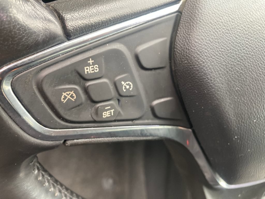 Used 2020 Chevrolet Malibu RS FWD image 39
