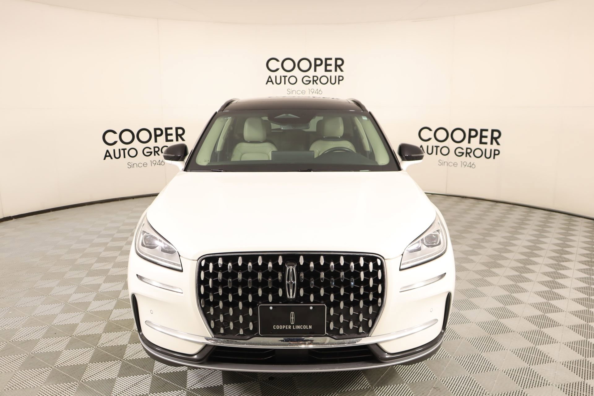 Used 2025 Lincoln Corsair Reserve image 10