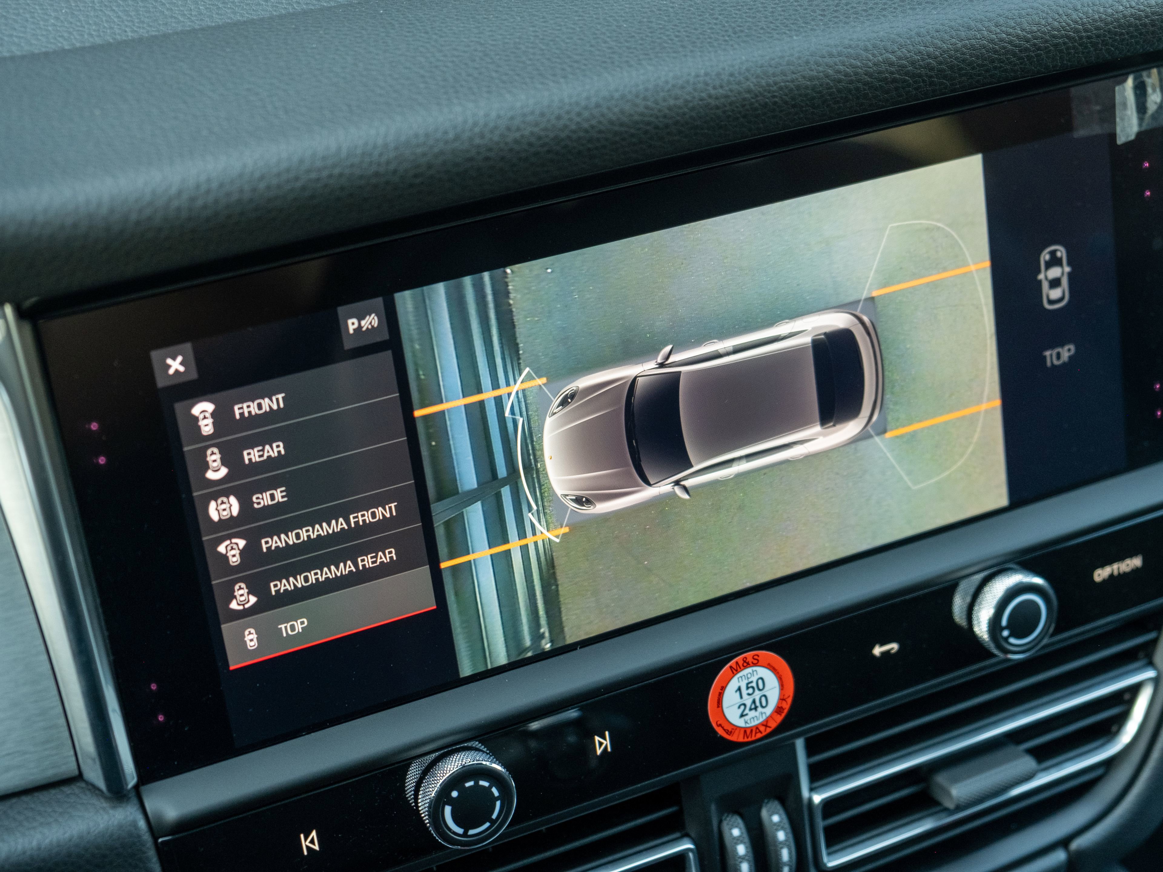 Certified 2026 Porsche Macan AWD/4WD image 34