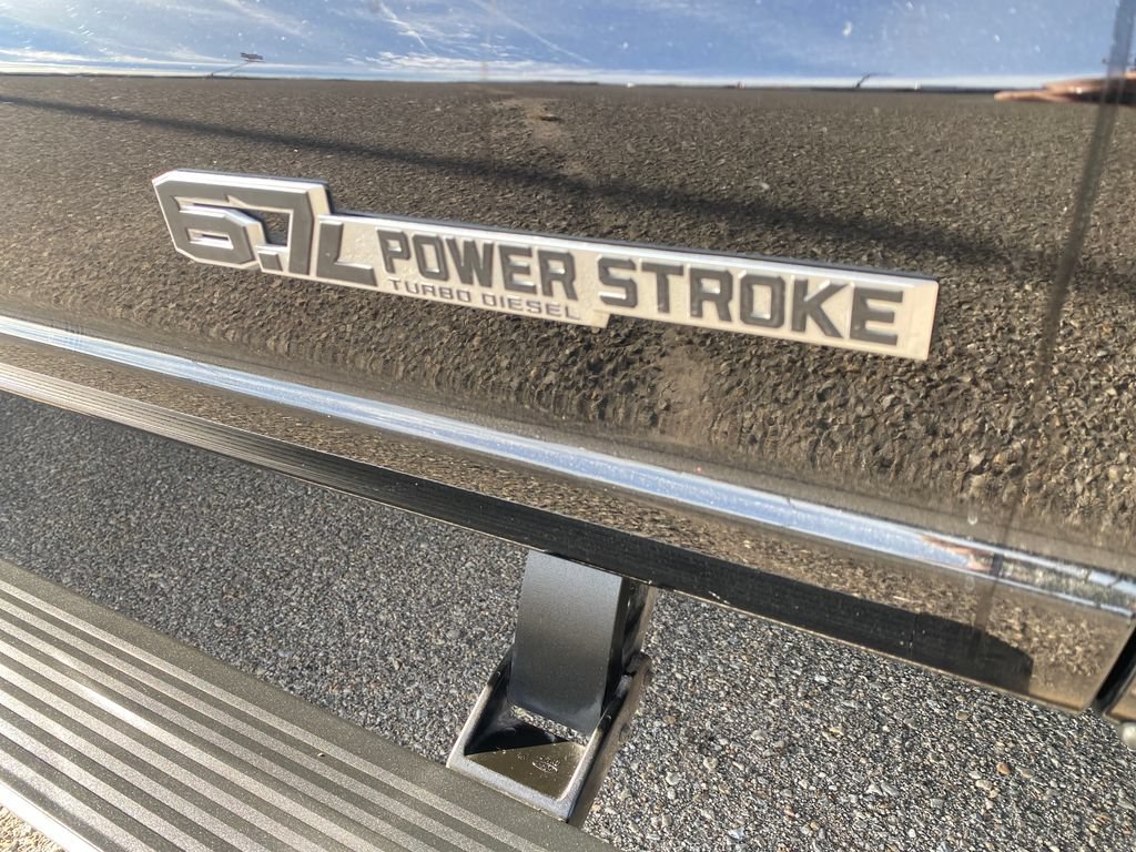 Used 2025 Ford F250 Platinum w/ FX4 Off-Road Package AWD/4WD image 36