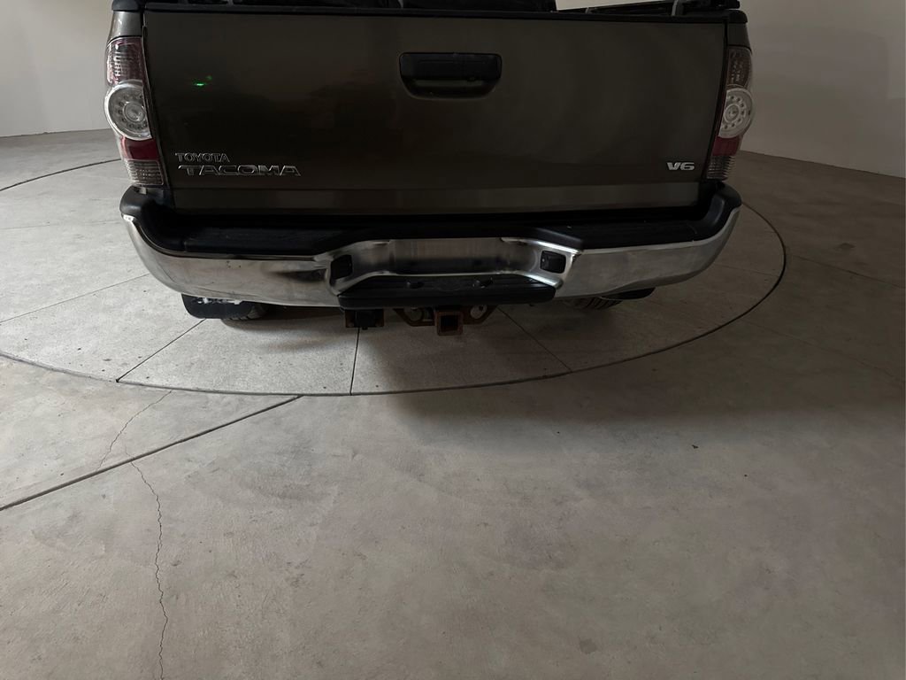 Used 2013 Toyota Tacoma 4x4 Access Cab V6 w/ TRD Off-Road Pkg image 27