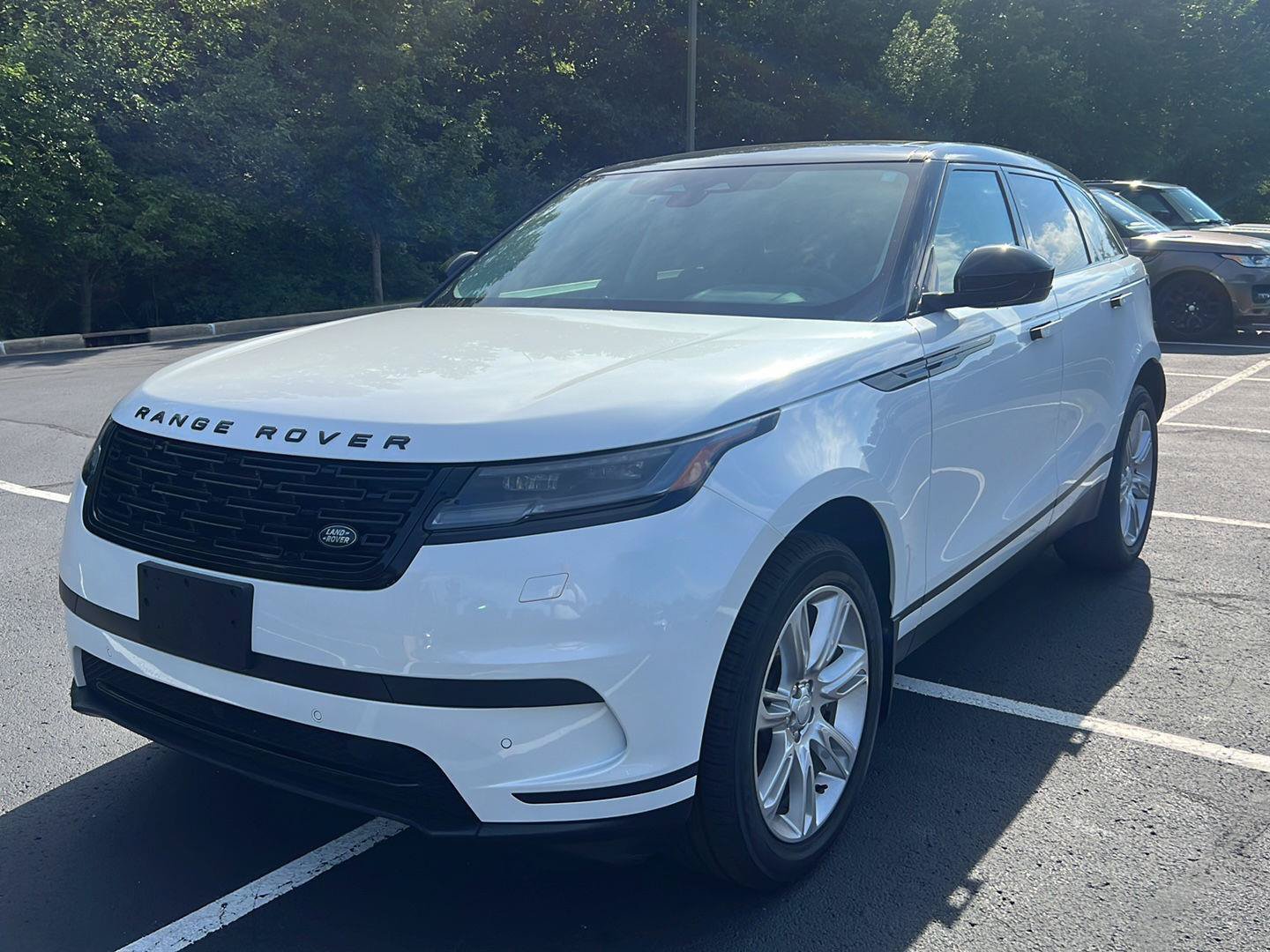 Certified 2024 Land Rover Range Rover Velar S AWD/4WD image 1