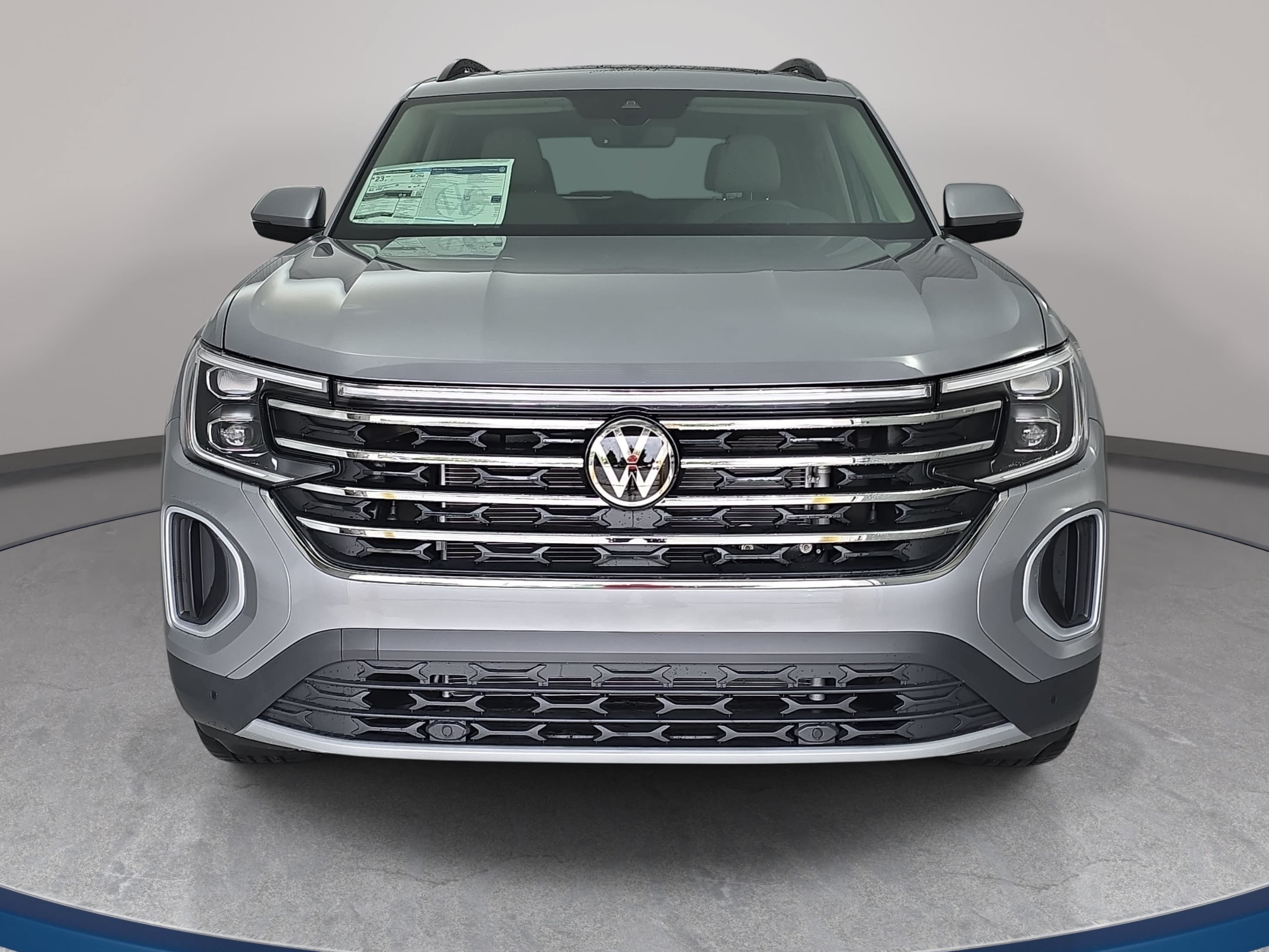 New 2026 Volkswagen Atlas SE FWD image 2
