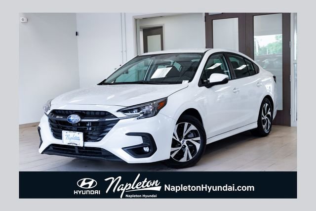 Used 2025 Subaru Legacy Premium AWD/4WD image 1