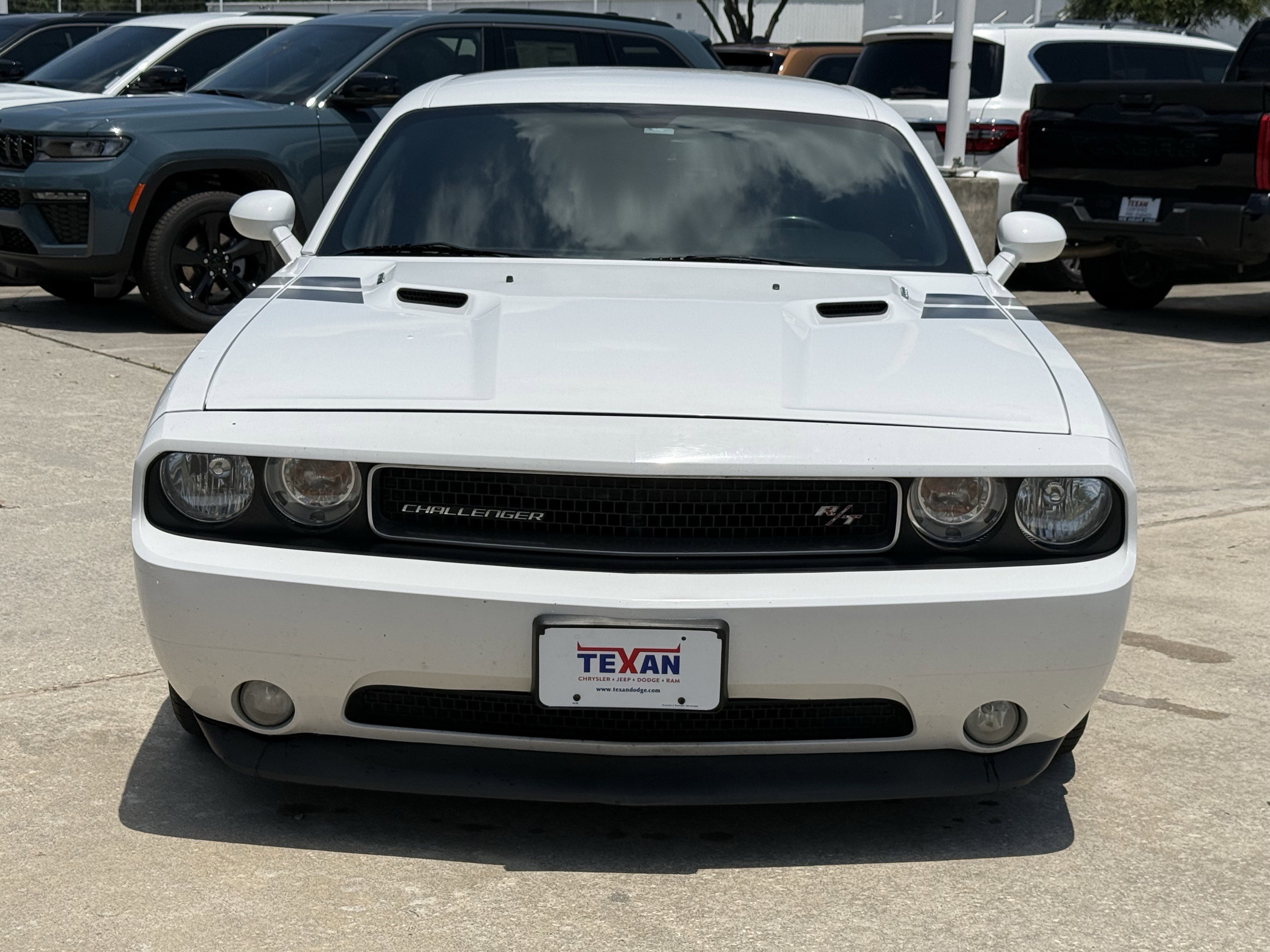 Used 2012 Dodge Challenger R/T Plus RWD image 10