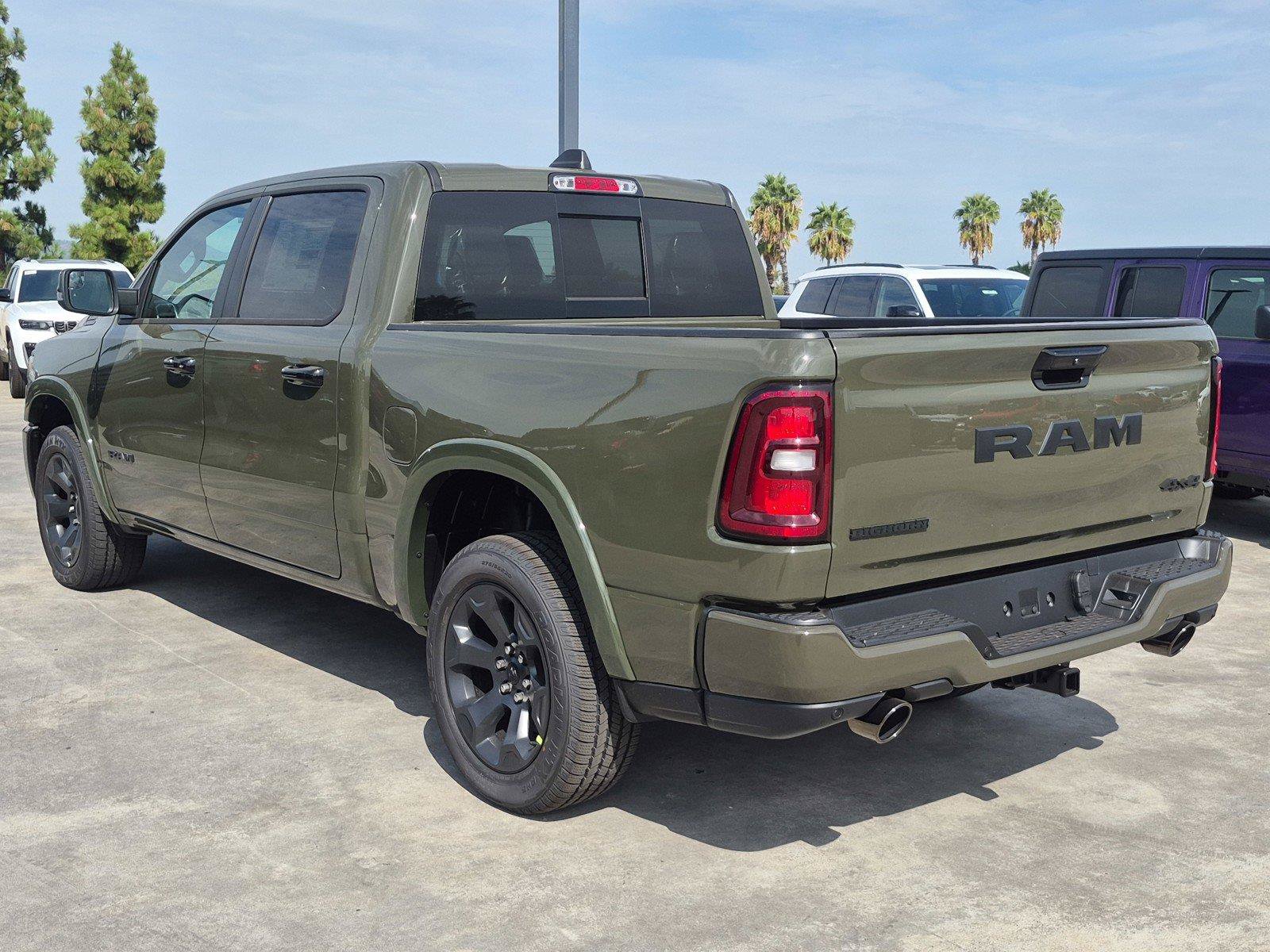 New 2027 RAM 1500 Big Horn w/ Night Edition AWD/4WD image 4