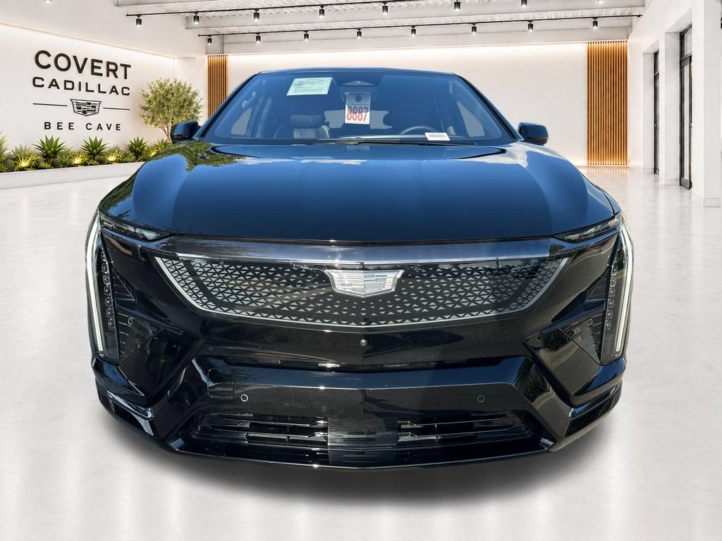 Certified 2025 Cadillac Optiq Sport 1 w/ LPO, Floor Liner Package AWD/4WD video 3