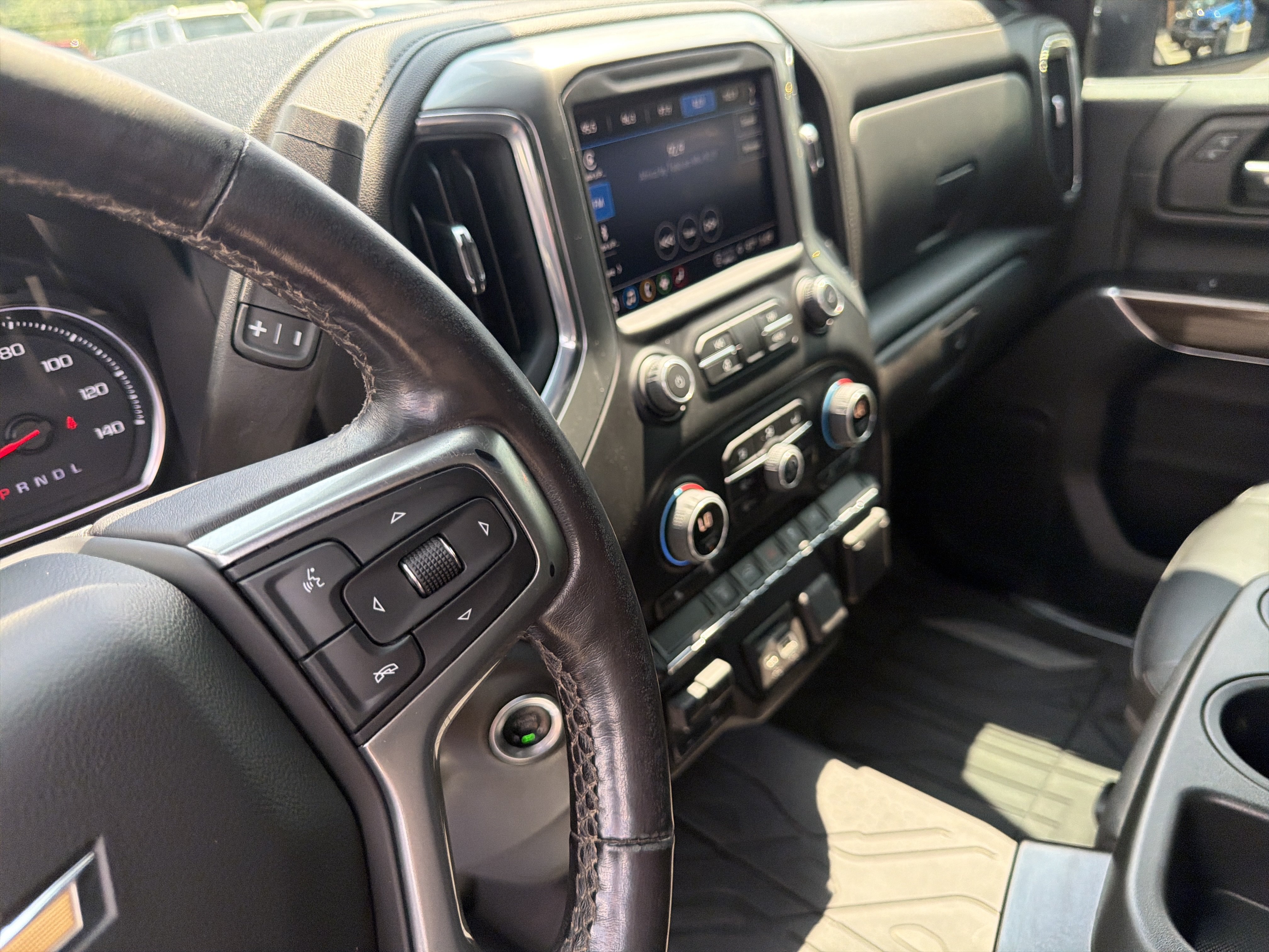 Used 2022 Chevrolet Silverado 3500 LT w/ Convenience Package AWD/4WD image 38