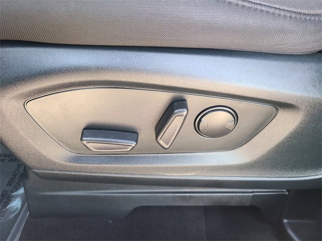 Used 2022 Ford Explorer XLT image 26