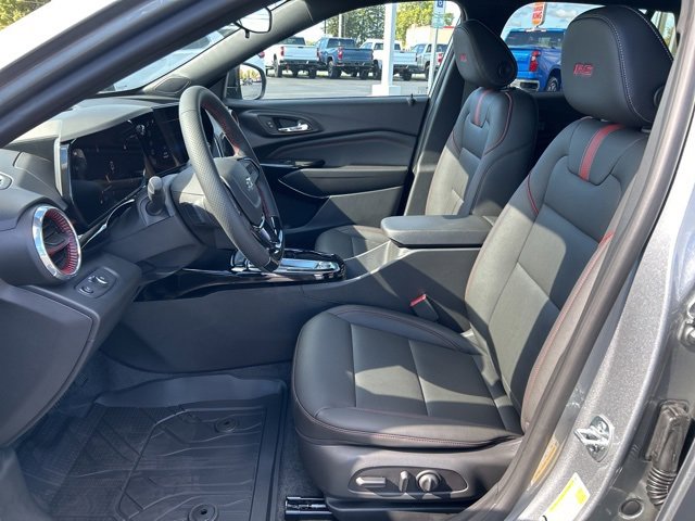 New 2026 Chevrolet Trax RS w/ Driver Confidence Package image 9