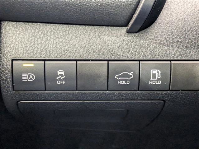 Used 2023 Toyota Camry LE image 12