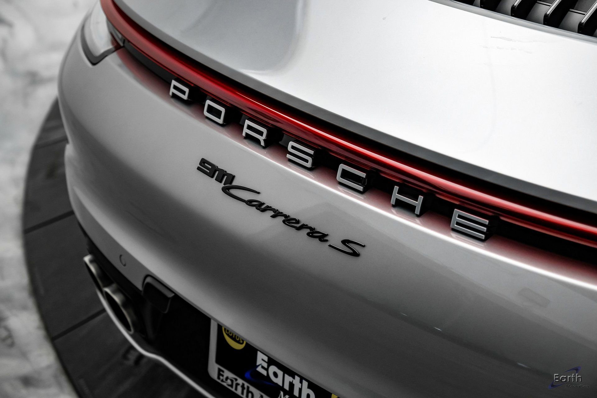 Used 2024 Porsche 911 Carrera S w/ Premium Package RWD image 29