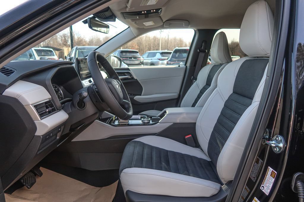 New 2026 Mitsubishi Outlander SE AWD/4WD image 24