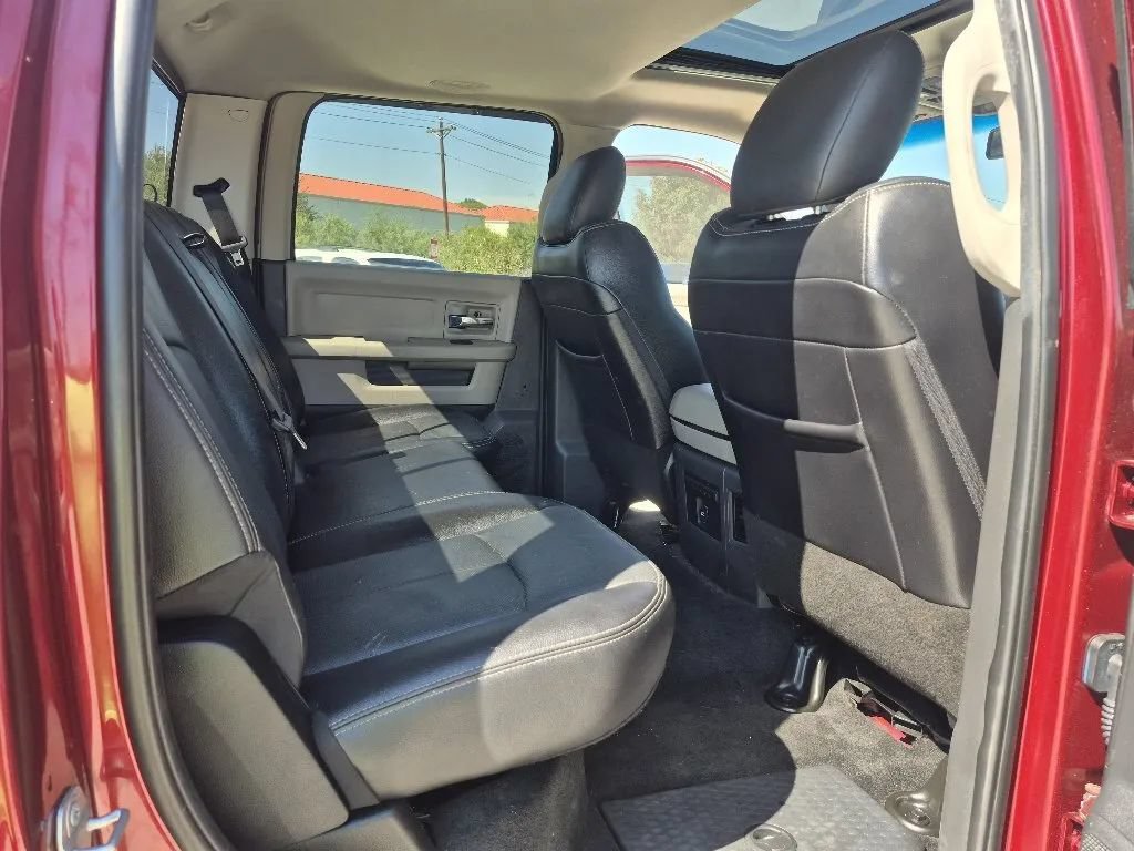 Used 2018 RAM 2500 Laramie w/ Sport Appearance Group AWD/4WD image 22
