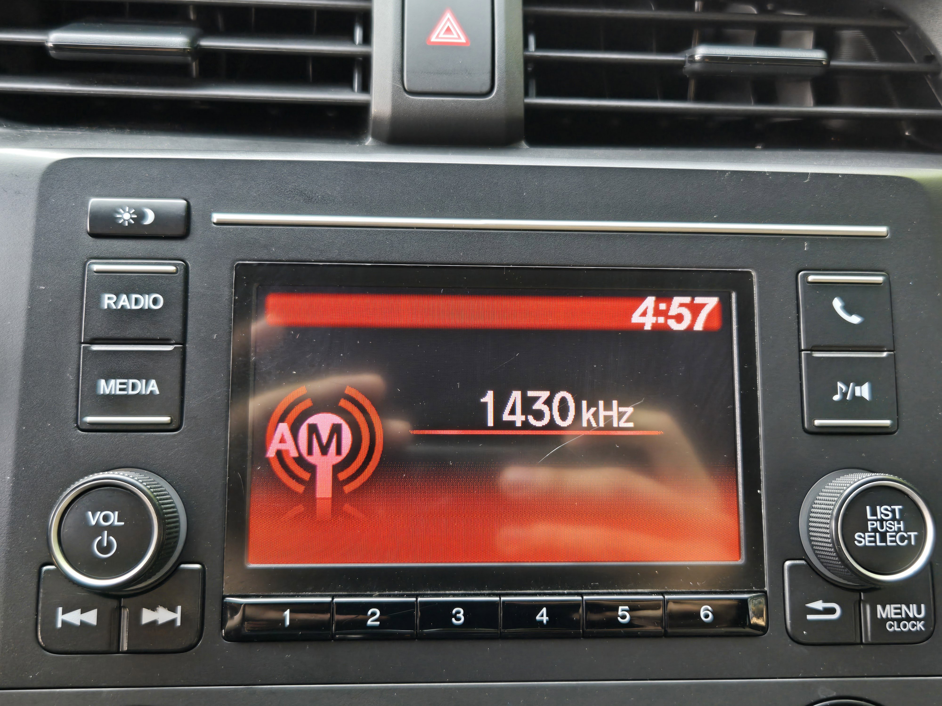 Used 2018 Honda Civic Sport image 11