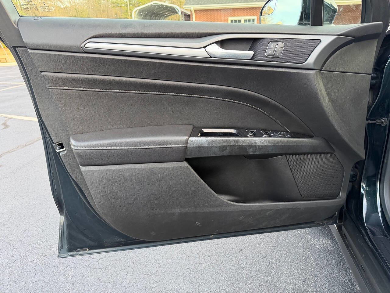 Used 2014 Ford Fusion Titanium image 10