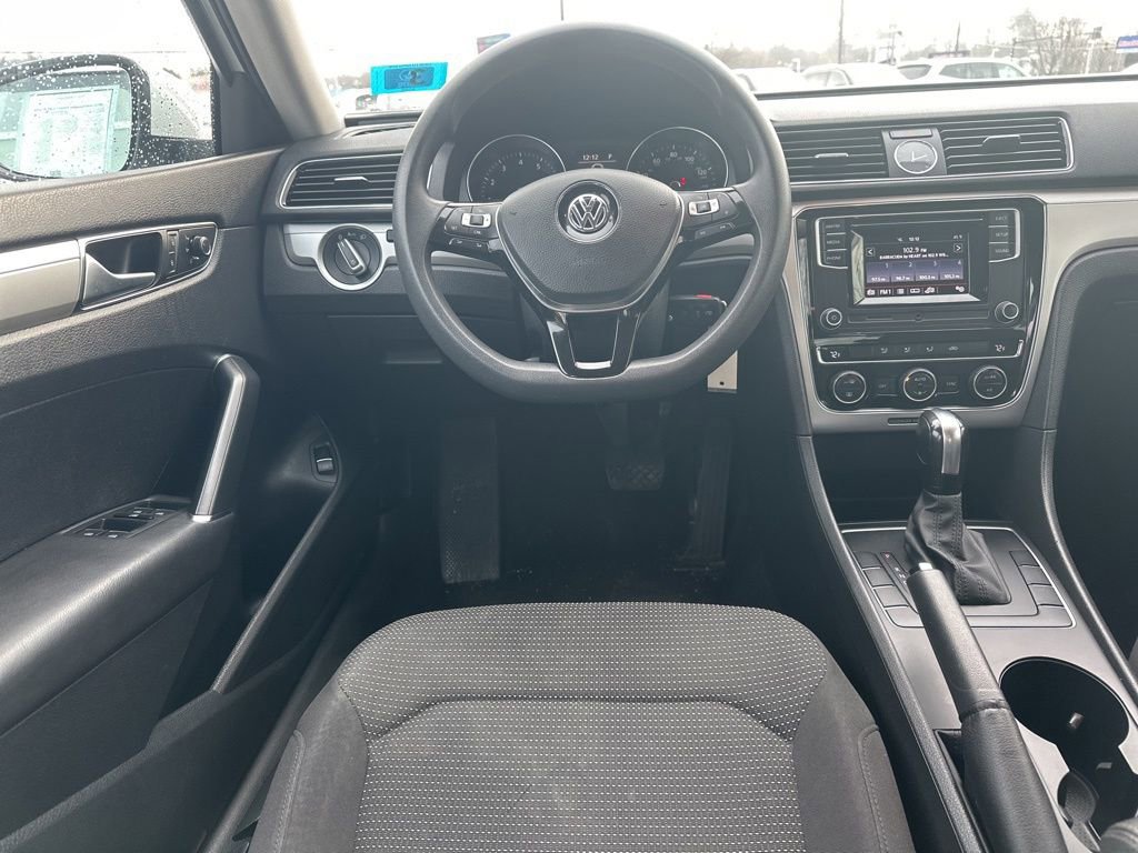 Used 2016 Volkswagen Passat 1.8T S image 13