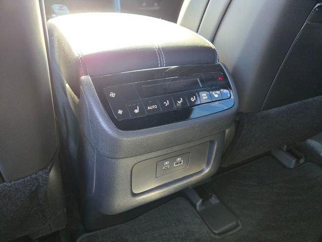 Certified 2025 INFINITI QX60 Luxe w/ Black Edition image 18