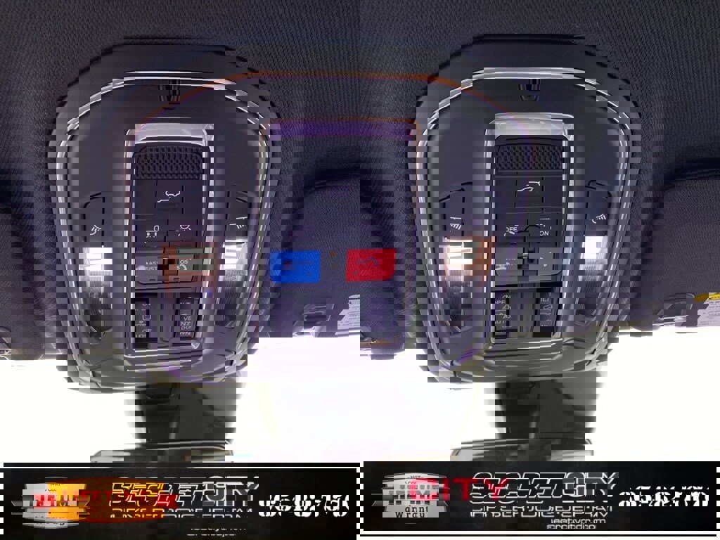 New 2026 Jeep Grand Cherokee Altitude image 19