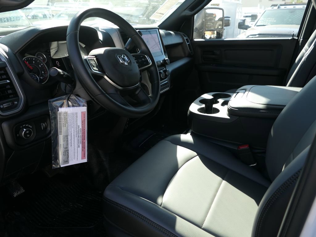 New 2026 RAM 3500 Tradesman image 9