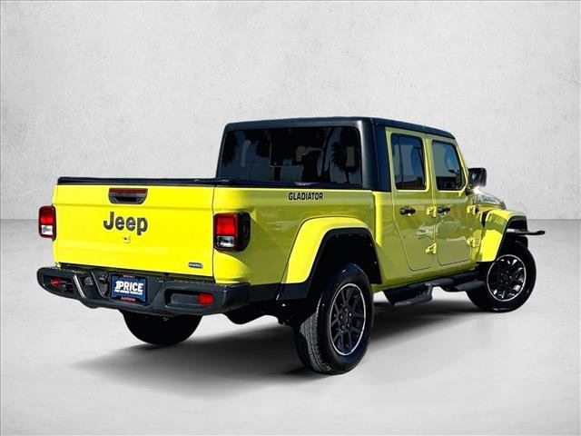 Used 2023 Jeep Gladiator Overland AWD/4WD image 2