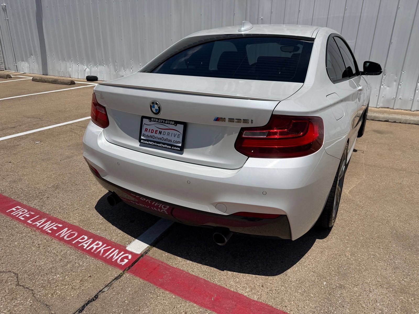 Used 2016 BMW M235i Coupe RWD image 6