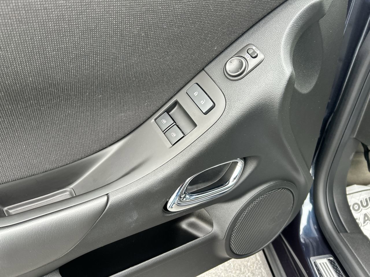 Used 2014 Chevrolet Camaro SS RWD image 18
