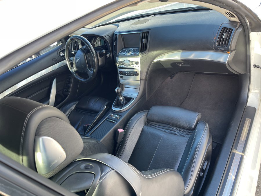 Used 2010 INFINITI G37 Sport image 21