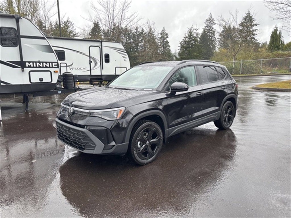 New 2025 Volkswagen Taos SE