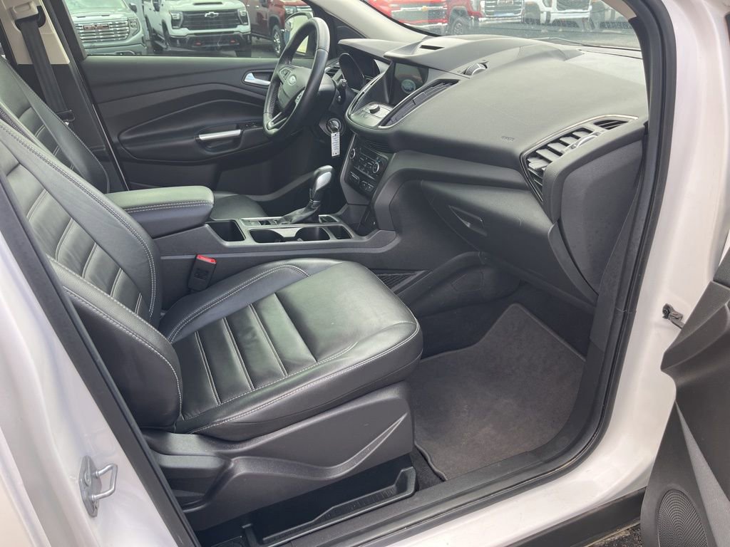 Used 2018 Ford Escape SEL image 9