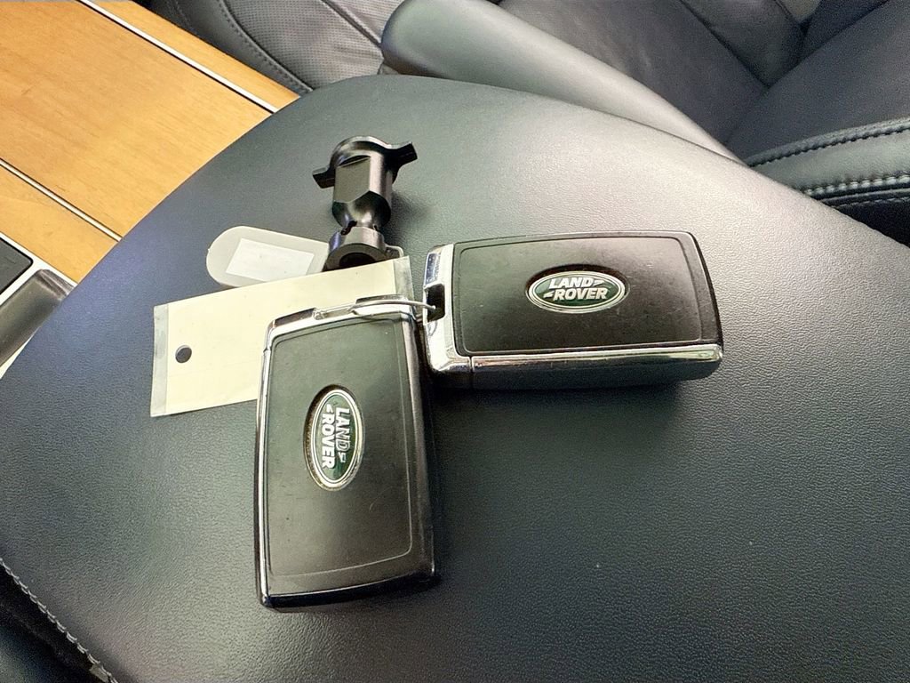 Used 2020 Land Rover Range Rover Long Wheelbase Autobiography image 17