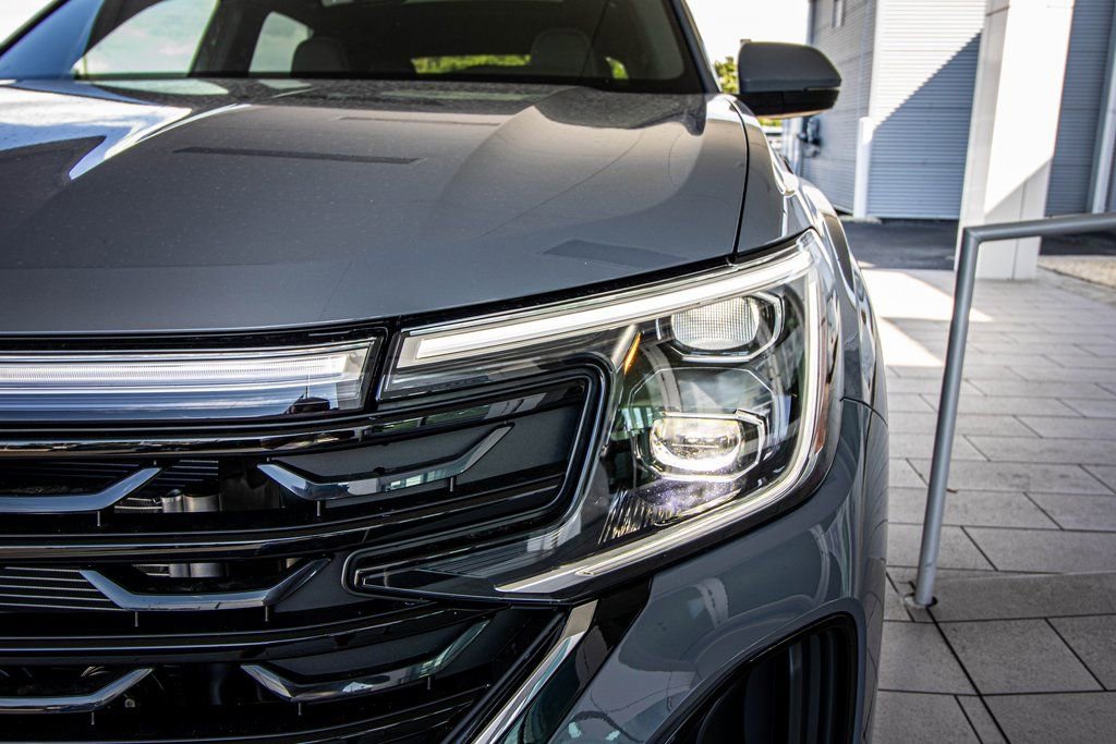 New 2026 Volkswagen Atlas Cross Sport SE AWD/4WD image 10