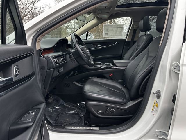 Certified 2022 Lincoln Nautilus Reserve image 19