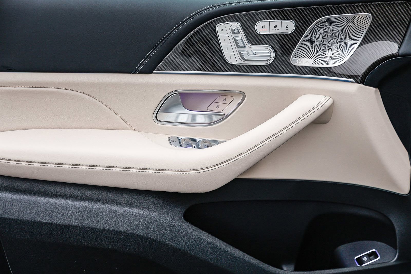 New 2026 Mercedes-Benz GLE 63 AMG S image 21