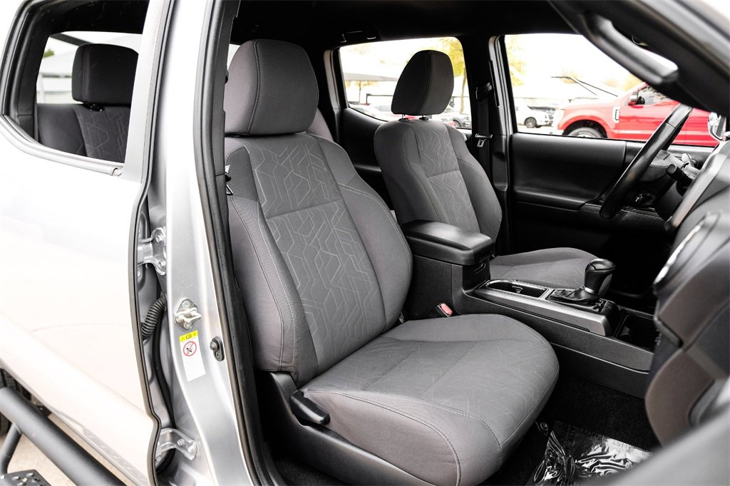 Used 2019 Toyota Tacoma TRD Off-Road image 31