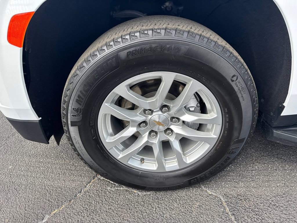 Used 2024 Chevrolet Tahoe LT RWD image 12