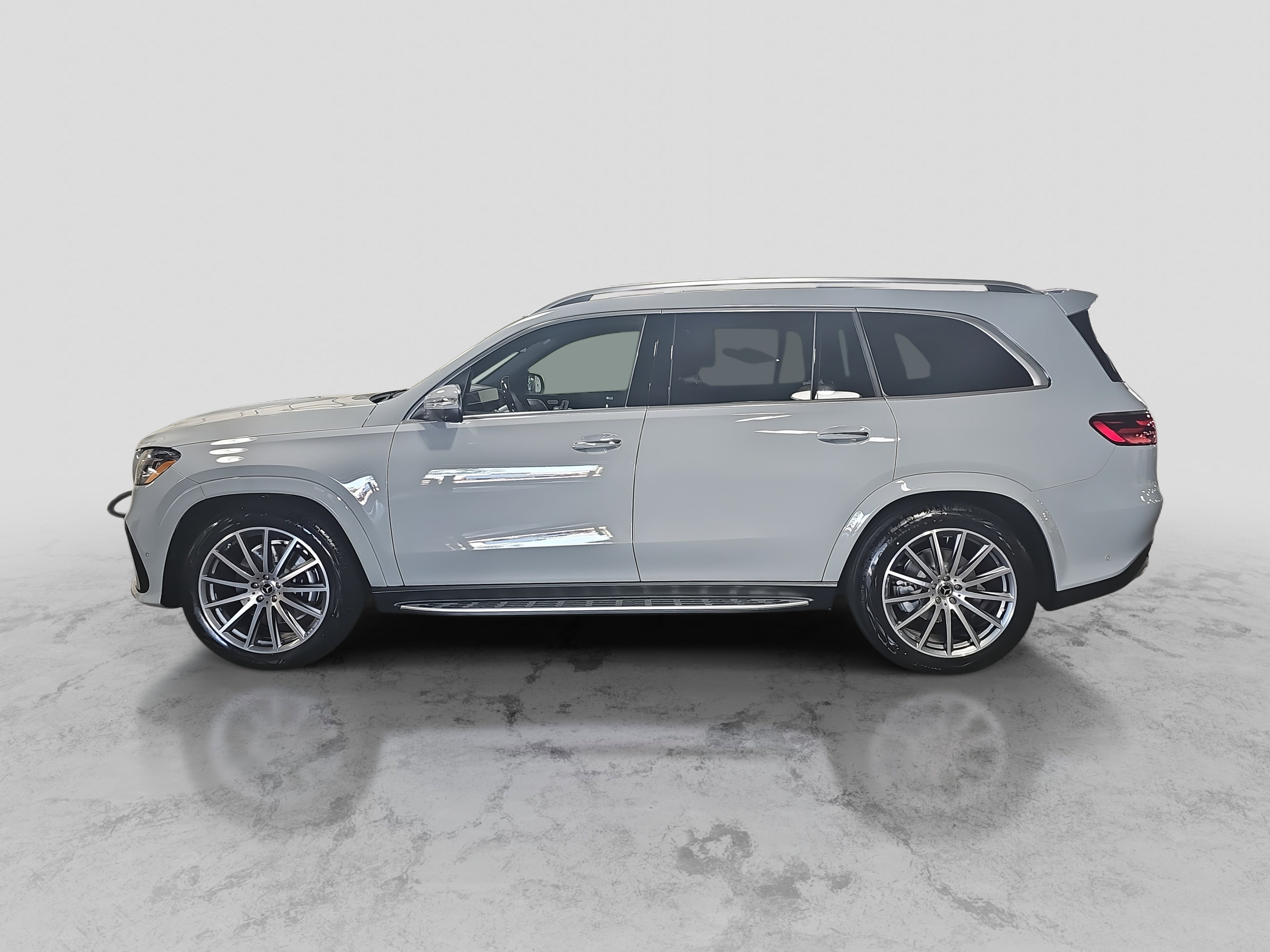 New 2026 Mercedes-Benz GLS 580 4MATIC image 8