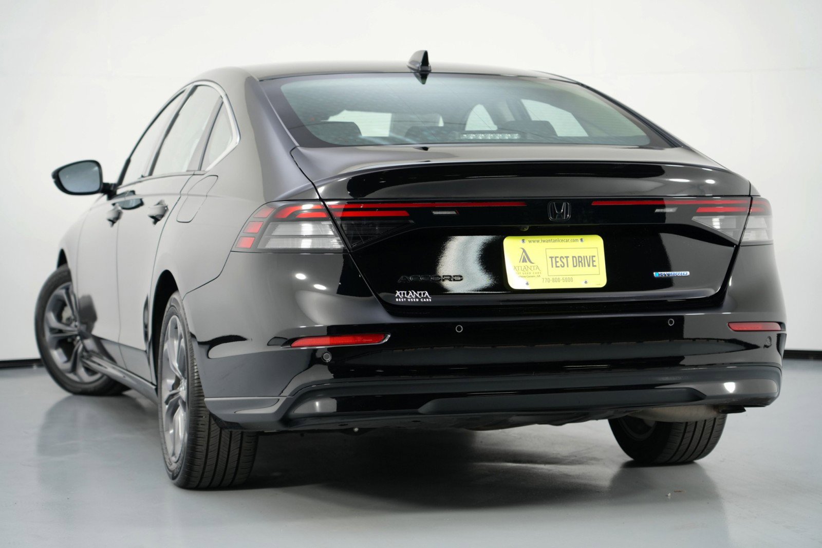 Used 2023 Honda Accord EX-L image 4