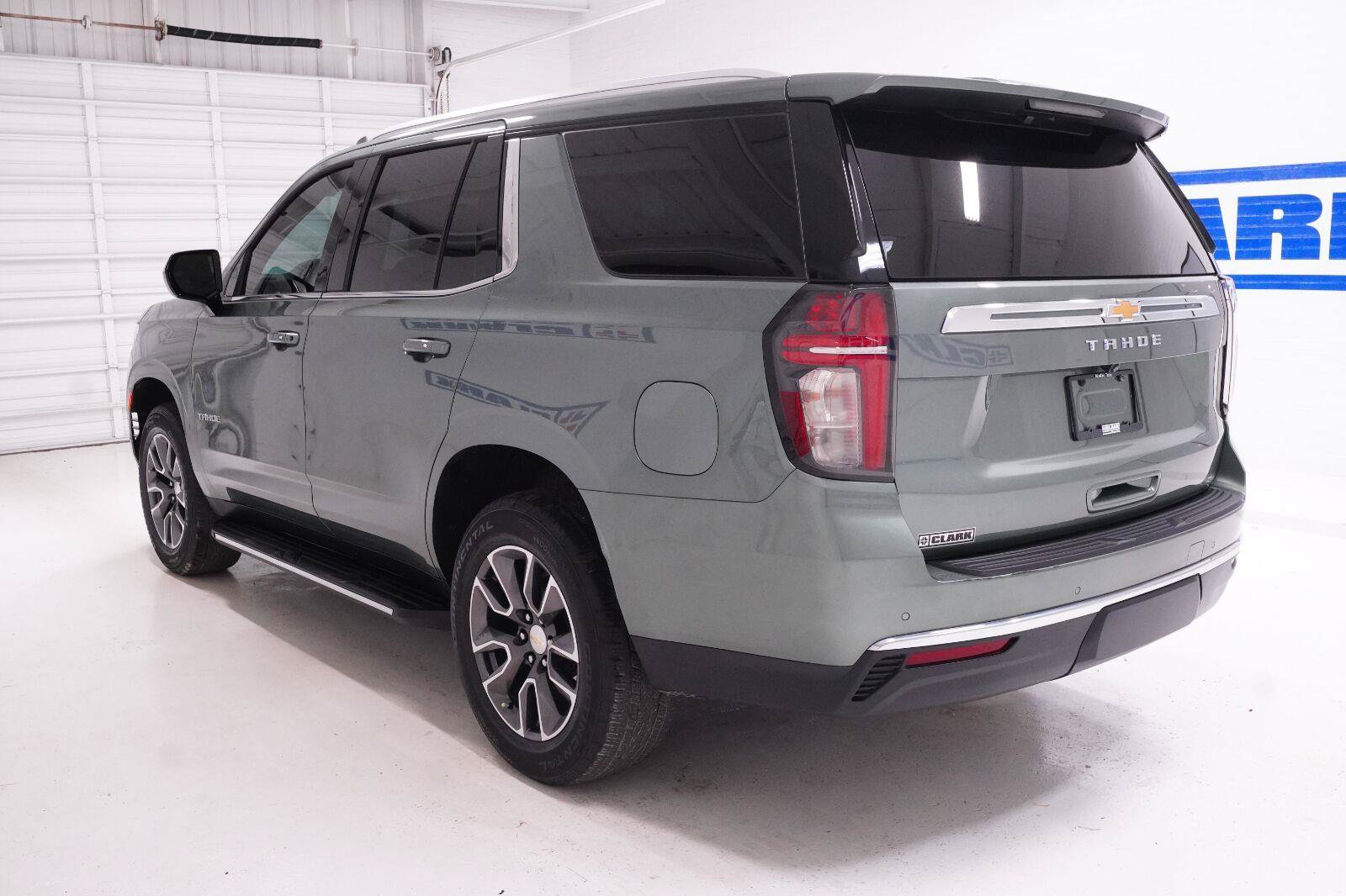 Used 2023 Chevrolet Tahoe LS RWD image 31