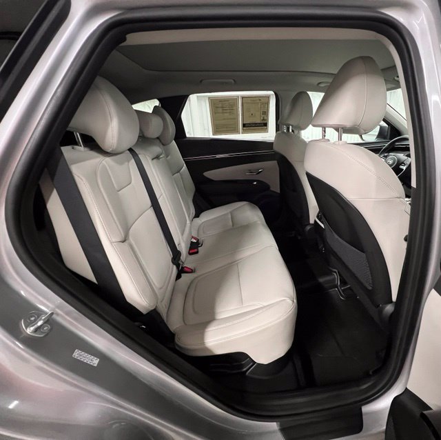 Used 2023 Hyundai Tucson Limited AWD/4WD image 20
