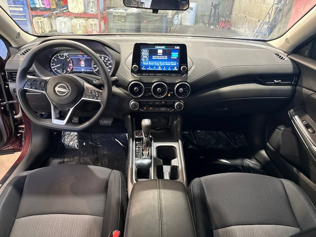 Used 2024 Nissan Sentra SV FWD image 18