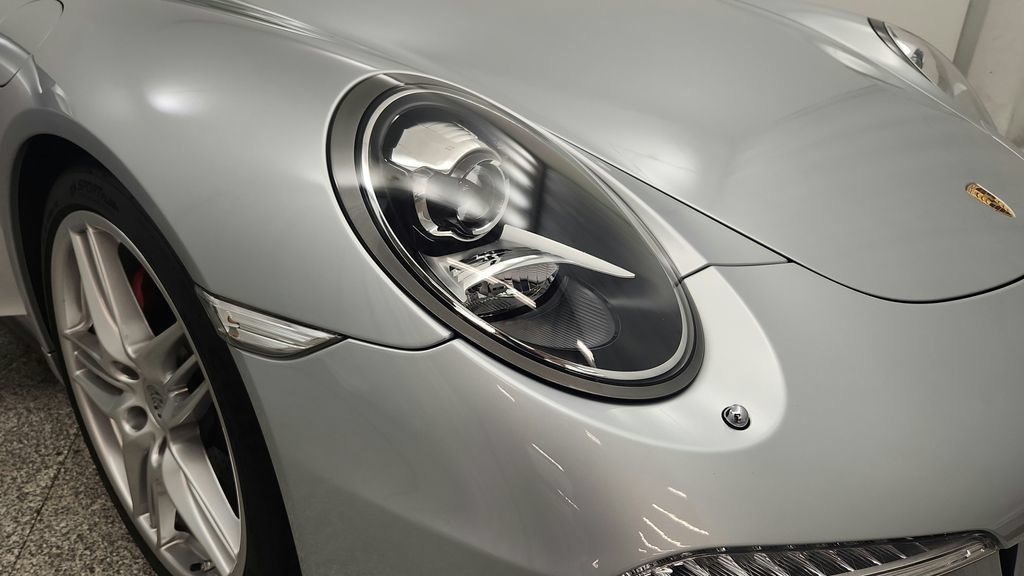 Used 2015 Porsche 911 Targa 4S AWD/4WD image 32